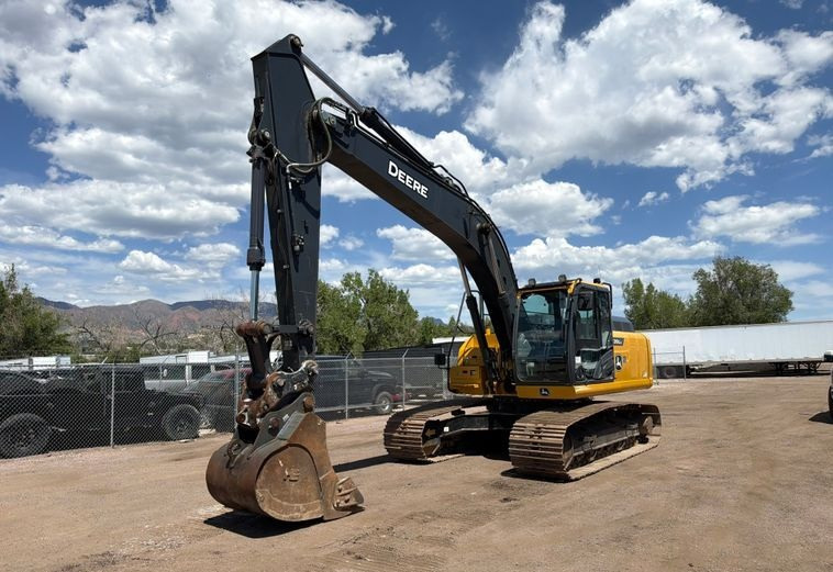 2022 John Deere 210GLC Excavator