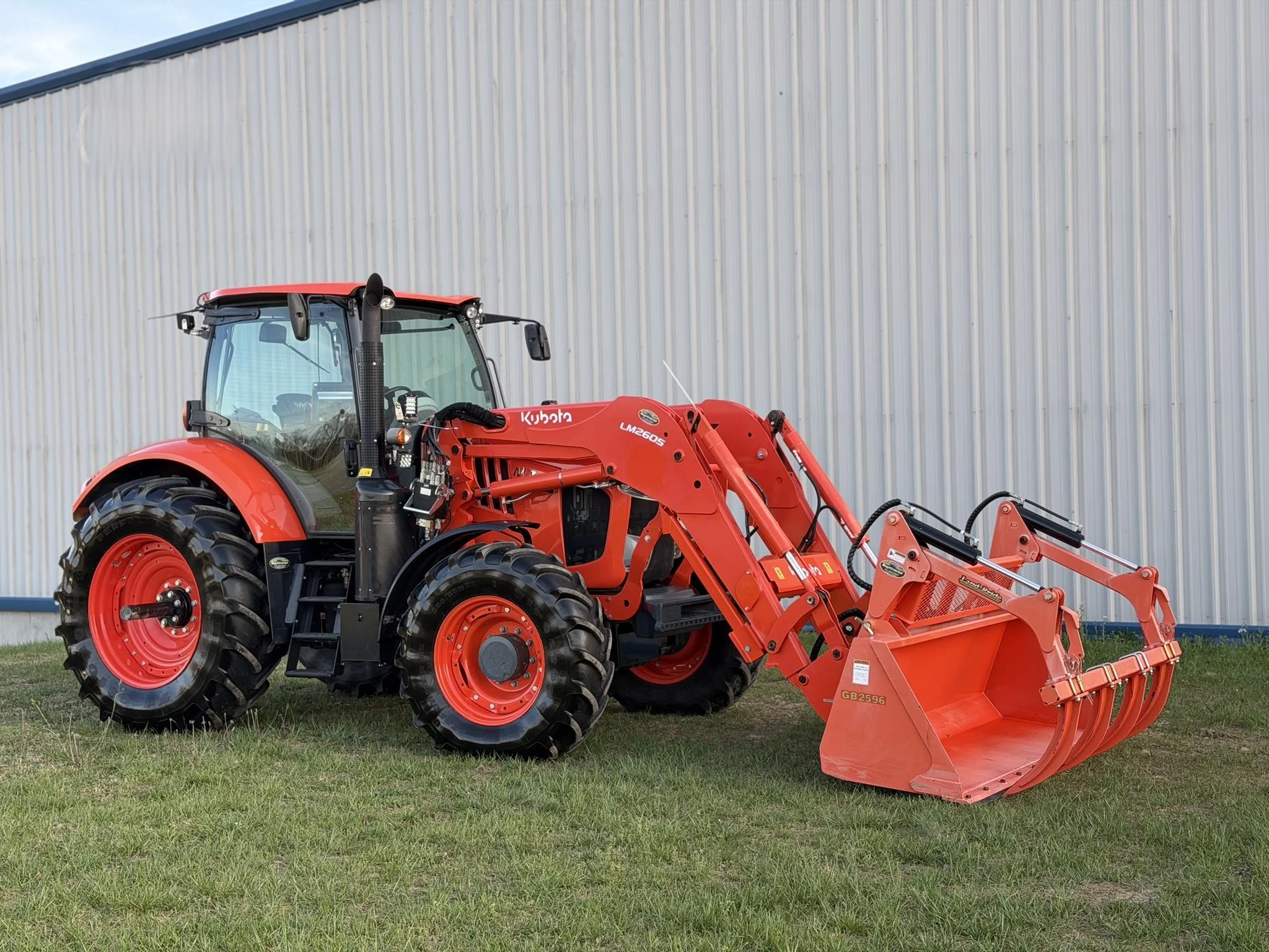 2020 KUBOTA M7-172 PREMIUM KVT